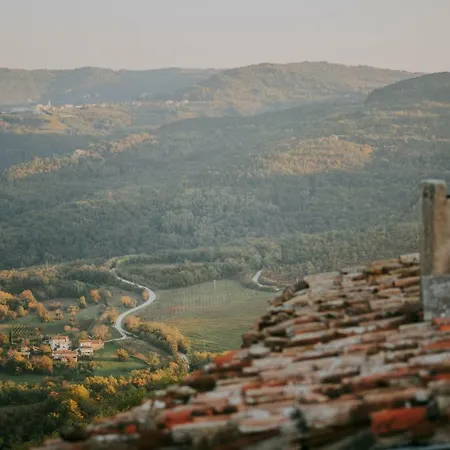 Montona * Motovun