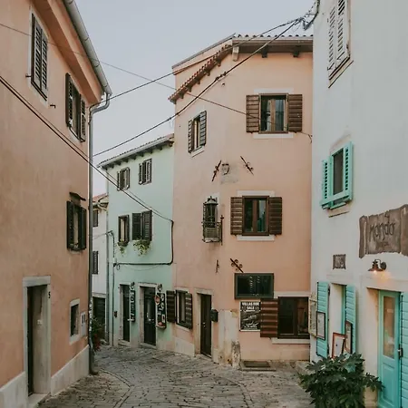 Montona * Motovun